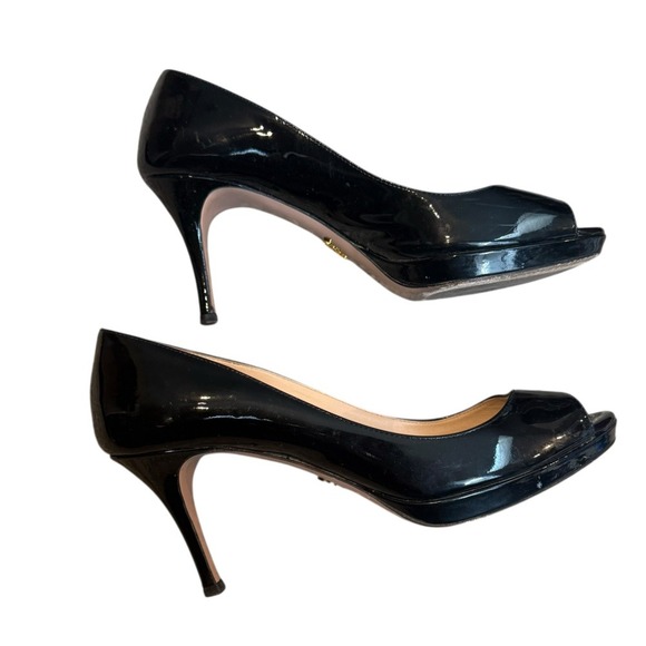 Prada Women's Size 38 Peep Toe Pump Heels Black Patent Leather Classic Luxury - Picture 6 of 10